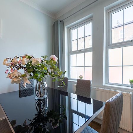 Spacious Comfy 2BR flat Londres Exterior foto