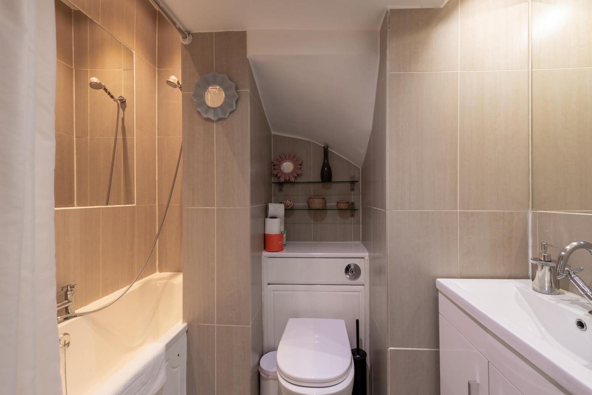 Spacious Comfy 2BR flat Londres Exterior foto